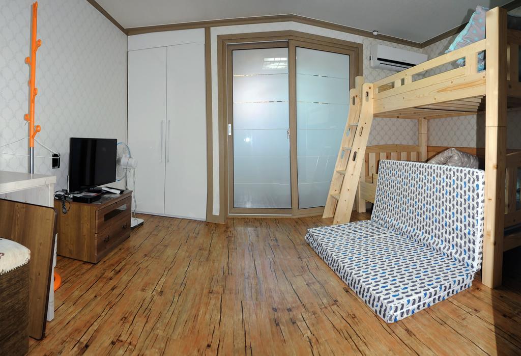 The 1St Andong Hostel Exterior foto
